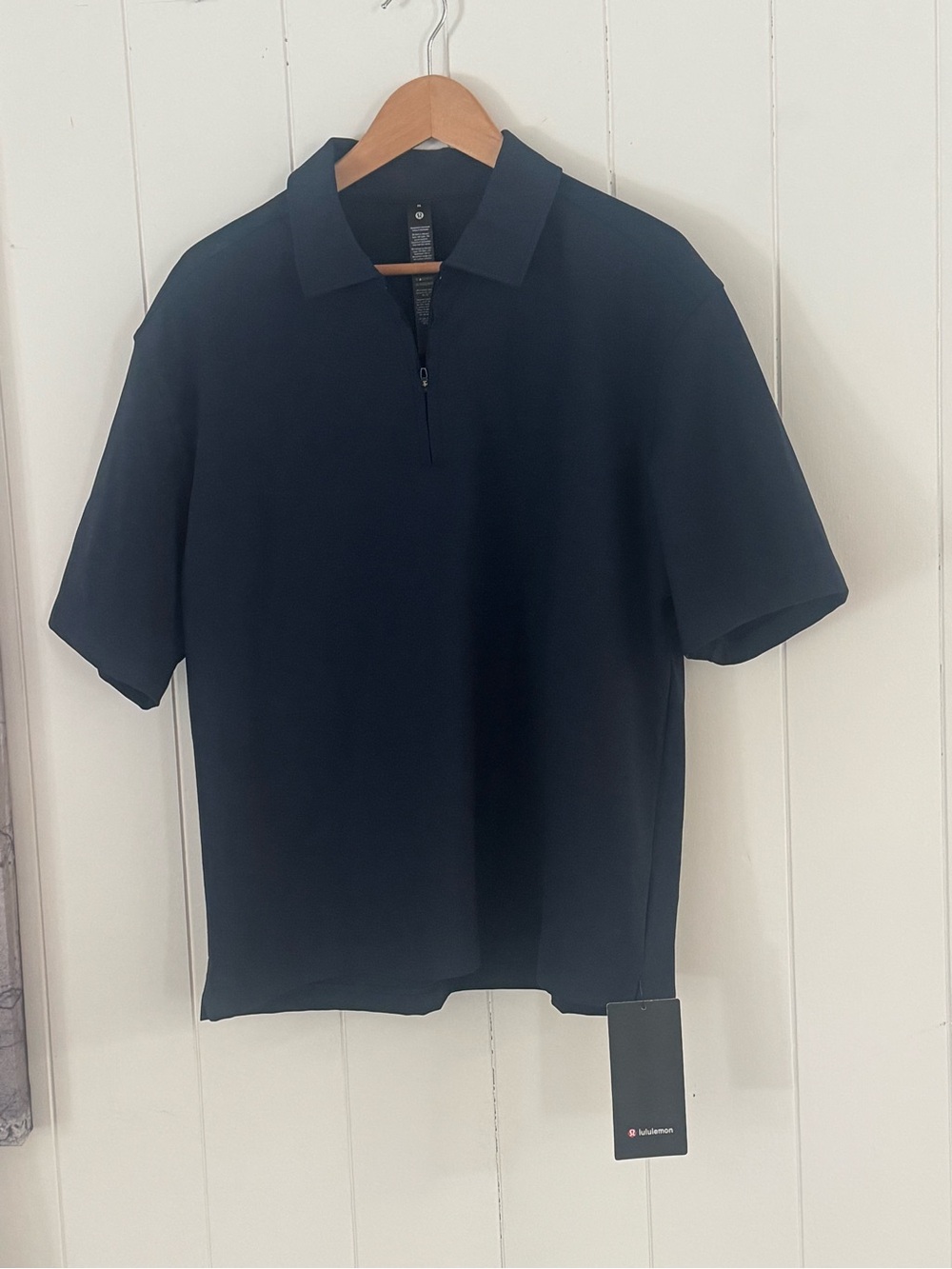 Lululemon Men’s Daydrift Short-Sleeve Zip Polo in true navy M